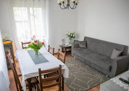 Stili House Panoramic View דירה