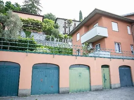 Stili House Panoramic View Perledo